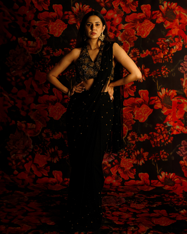 Armor black and gold sari